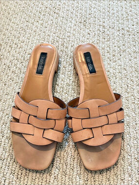 Kensie Janiyah Strappy Woven Slide Sandals in Brown